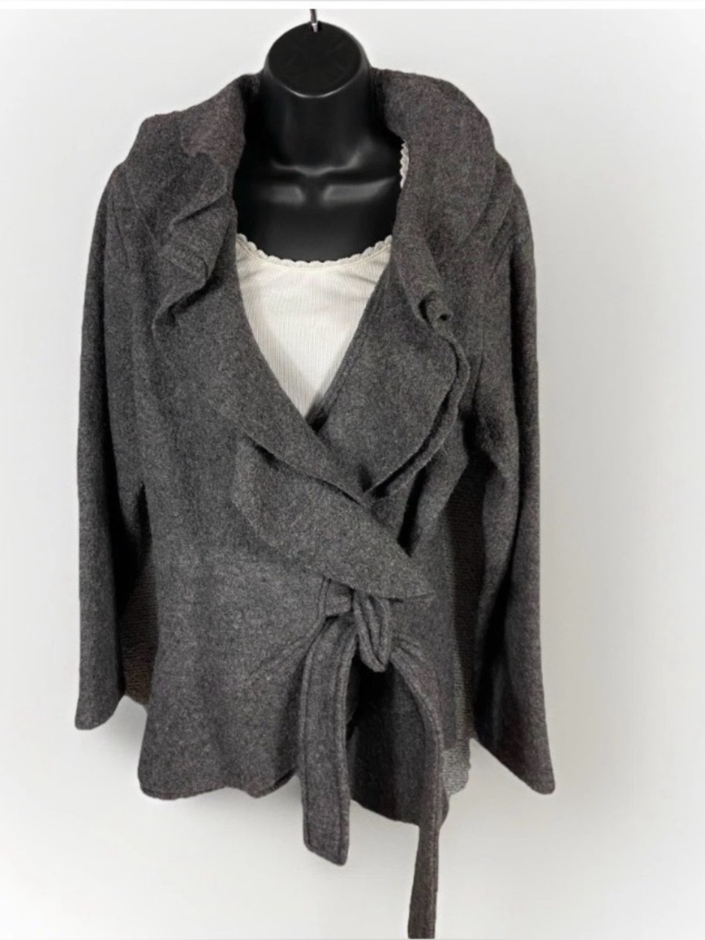 Fenn Weight Manson 100% Wool Sweater Jacket Womens L Ruffles Belted Quiet Luxury